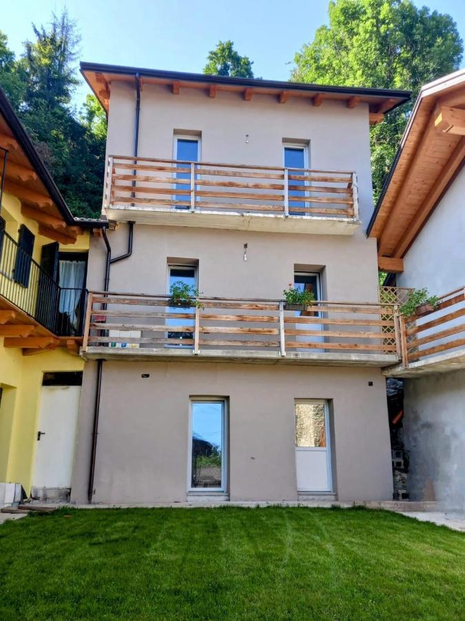 La Rondine Appartement Roccasparvera Buitenkant foto